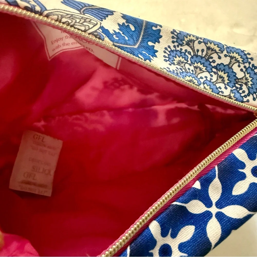 Estee Lauder Blue and White Floral Cosmetic Bag